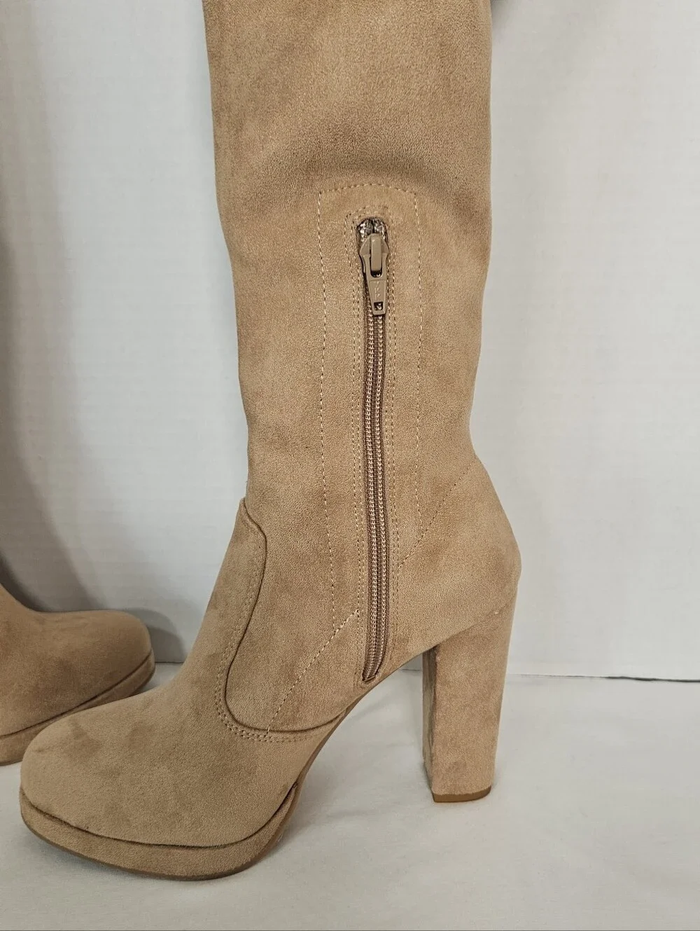 Gianni Bini Tan Stretch Over Knee Platform Block Heel Boots Size 8.5